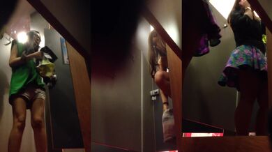 【稀缺精品TP】某女士品牌内衣服饰店试衣间全景偸拍超多美眉脱光光试换内衣有长腿气质极品小姐姐哦2